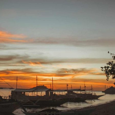 Blue Dolphin Hotel Malapascua Island Exterior photo